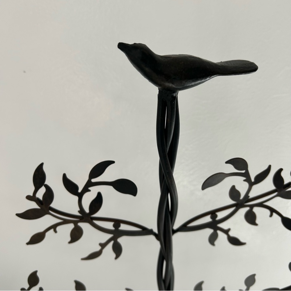 EUC Bird Winnipeg Jewlery Vintage Tree Stand Bkack and Brown Patina 24”T 18”W - Picture 4 of 7